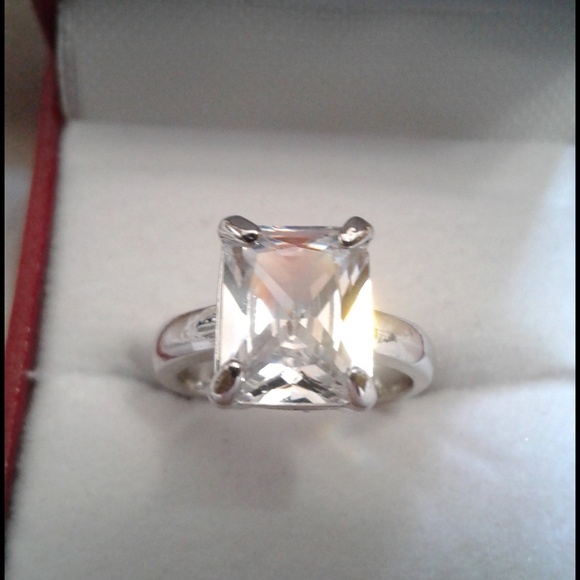 Ring Radiant CZ 2ctw Sterling Silver  Size 5 - Picture 3 of 4